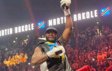 Boxe : Bakole brise le record d'invincibilité de Tony Toka