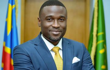RDC : L’opposant Seth Kikuni arrêté à Kinshasa après avoir participé au conclave de Nairobi