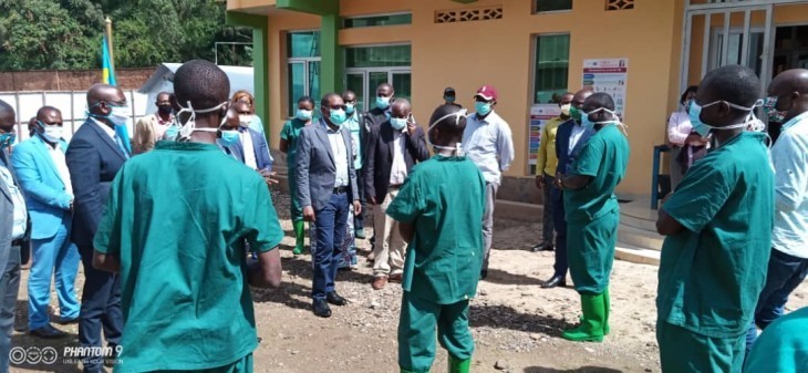 Sud-Kivu : Le gouverneur Théo Kasi annonce la guérison du 3e et dernier malade de Covid-19