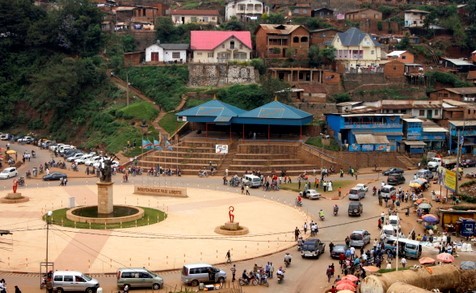 Covid-19: Le gouverneur Théo Kasi décide d’isoler la ville de Bukavu et annonce de nouvelles mesures