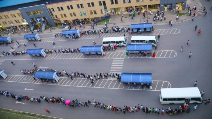 Rwanda : Reprise des services interprovinciaux de voyage de taxi-moto après 2 mois d’interruption