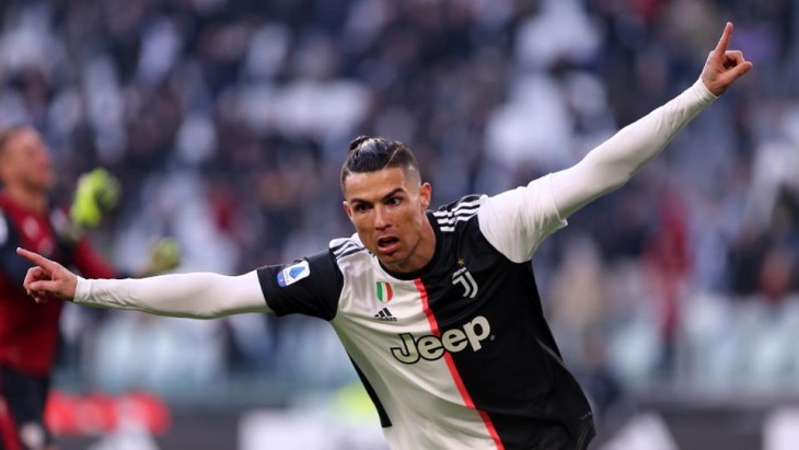 Cristiano Ronaldo devient le premier footballeur milliardaire de l’histoire