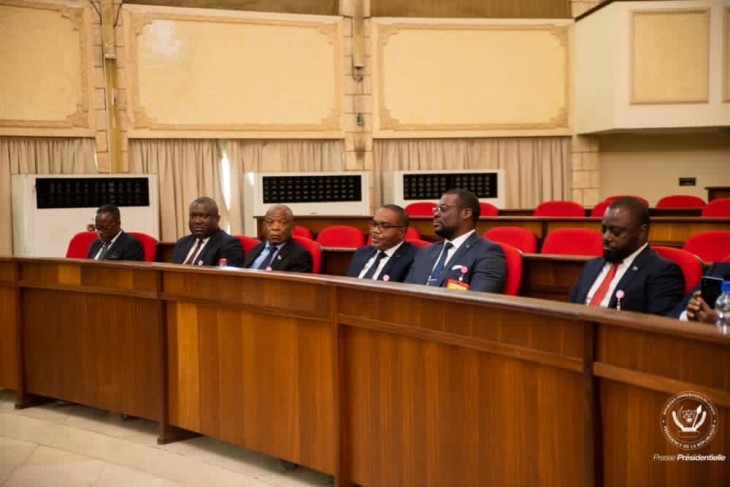 Consultations présidentielles : Félix Tshisekedi s’est entretenu avec les gouverneurs de provinces