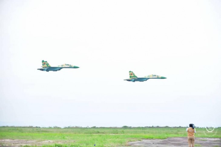 Traque des ADF : Des avions de chasse congolais vont survoler l’espace aérien de Beni
