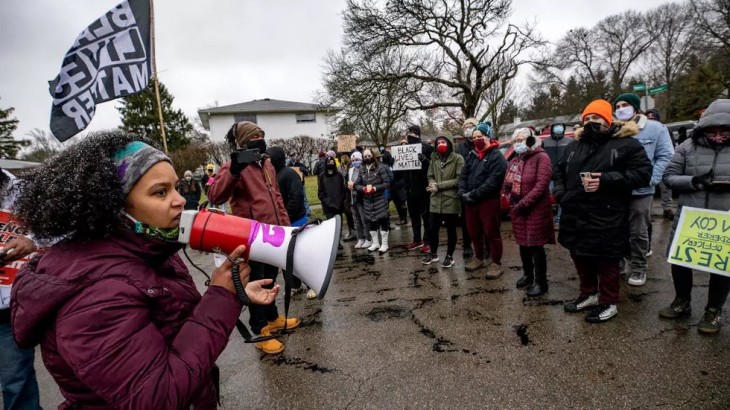 Aux Etats-Unis, le meurtre d’un Afro-Américain non armé par la police choque la population