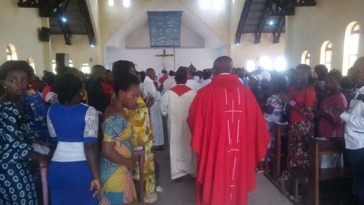 Explosion d'une bombe artisanale dans une église à Beni : Fidèle Mutupeke appelle à la vigilance