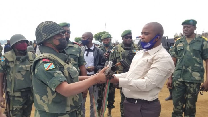 Nord-Kivu : A Kitchanga, 70 combattants munis de 65 armes du groupe armé ANCDH se rendent au FARDC