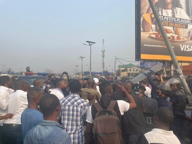 Kinshasa: La marche de Lamuka violemment réprimée par la police qui a pris à partie des journalistes