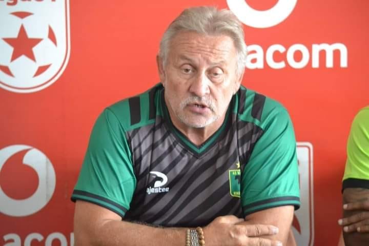 Linafoot : L’AS Vita Club se sépare du technicien français Dominique Cionci