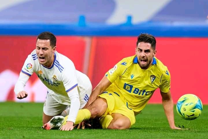 Football-Espagne Liga 18eJ: Le real Madrid accroché à domicile par Cadix
