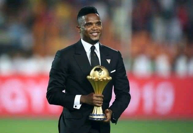 CAN 2021: Report ou non, le torchon brûle entre Samuel Eto'o et Gianni Infantino