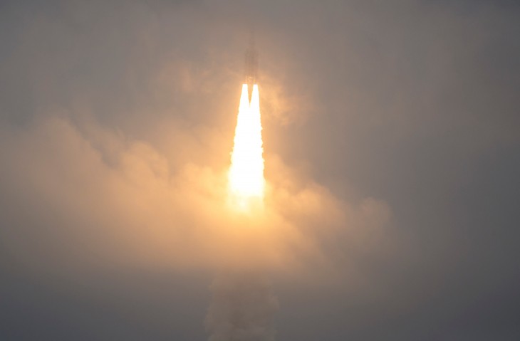 Monde : Décollage de la fusée transportant le télescope James Webb de la NASA