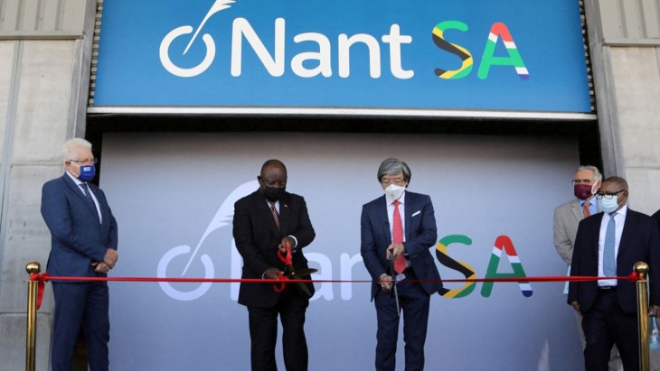 La toute première usine de vaccins 100% africains lancée en Afrique du Sud