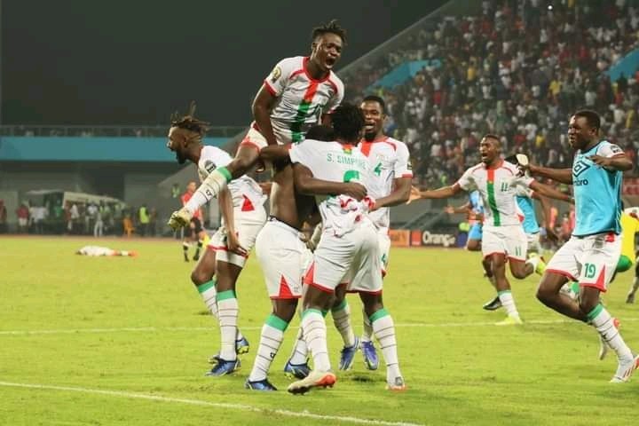 CAN 2022: A l'issue d'une séance de tirs au buts, Le Burkina Faso écarte le Gabon et file en quarts