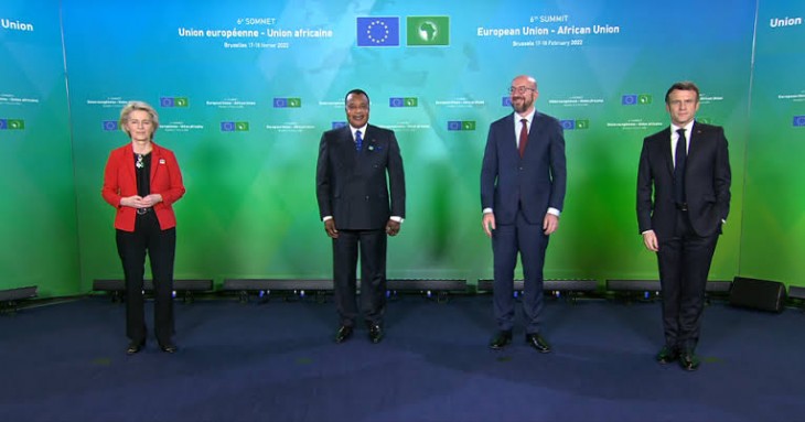 Des chefs d'état et de gouvernements africains prennent part au 6e sommet UE-UA à Bruxelles