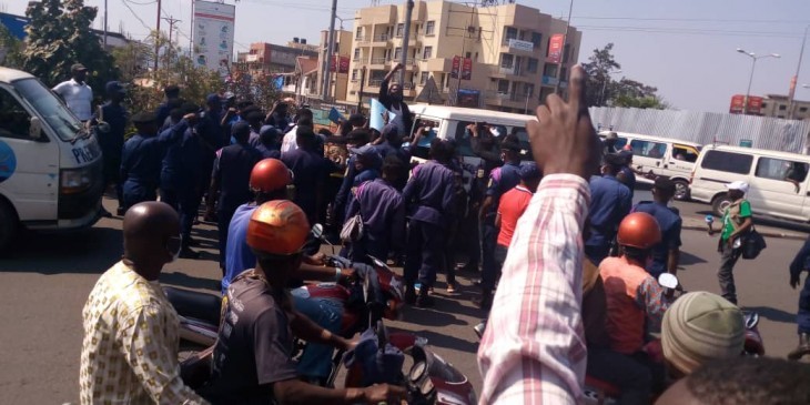 Etat de siège au Nord-Kivu: Des arrestations "arbitraires" dénoncées par des organisations juvéniles