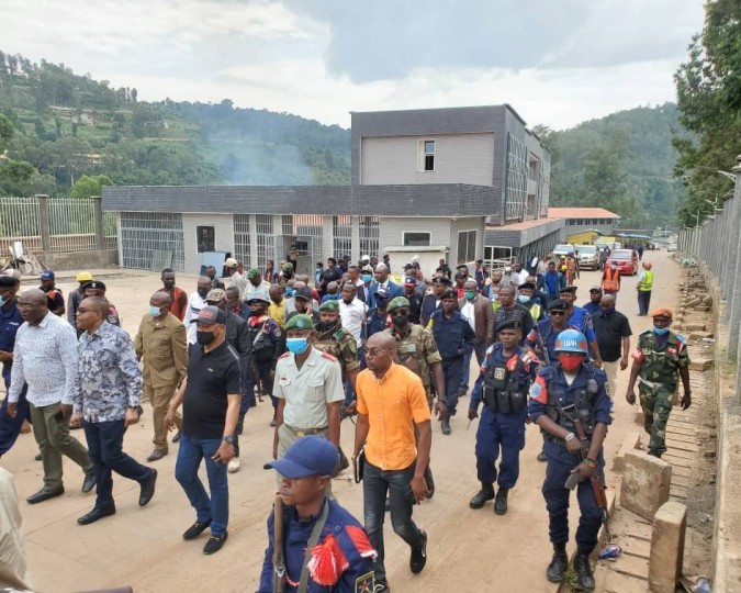 Sud-Kivu : Une dizaine d’agents des services publics interpellés poste frontalier de Ruzizi 1er