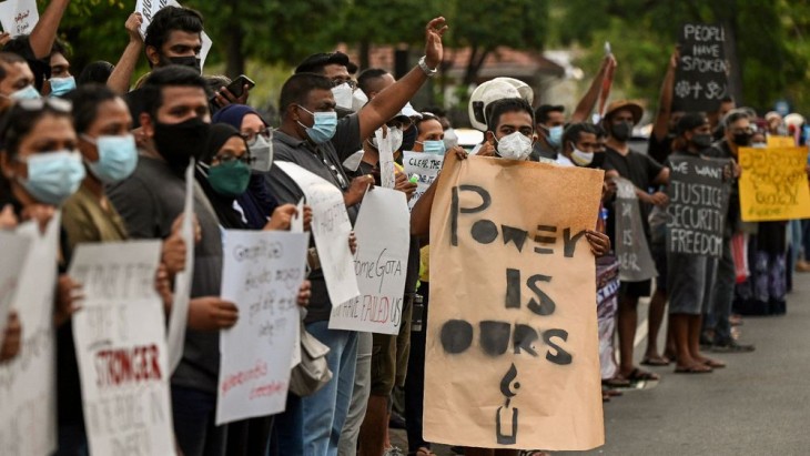 Au Sri Lanka, le président Rajapaksa veut démissionner face à la pression populaire