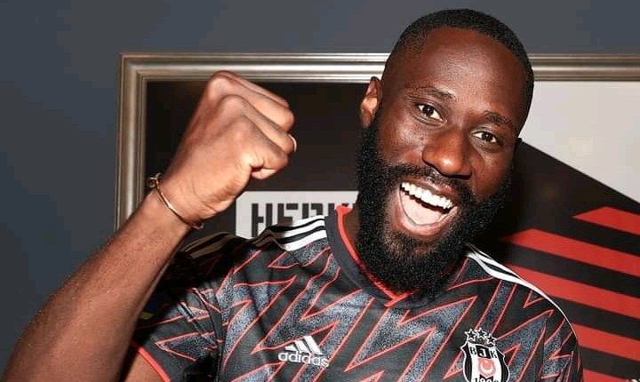 Mercato : Arthur Masuaku prêté au Besiktas Istanbul ( Officiel)