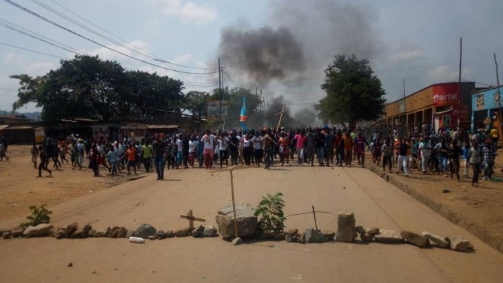 Nord-Kivu: Le gouverneur militaire interdit les manifestations publiques après les émeutes à Butembo