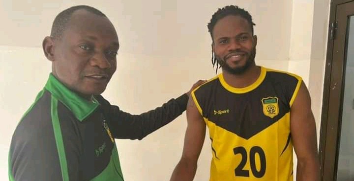Mercato : Obed Mayamba quitte vita club et signe à l'AS Maniema Union (Officiel)