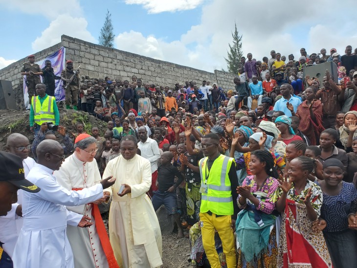 RDC : Séjournant à Goma, le Cardinal Luis Antonio a compati avec les déplacés du camp de Lushagala