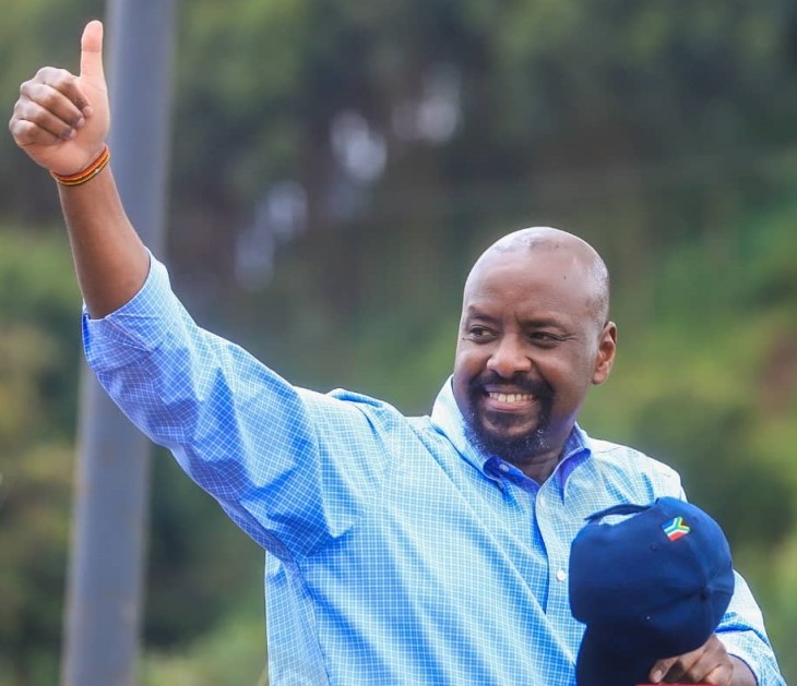 En Ouganda, le président Yoweri Museveni nomme son fils Muhoozi Kainerugaba à la tête de l’armée