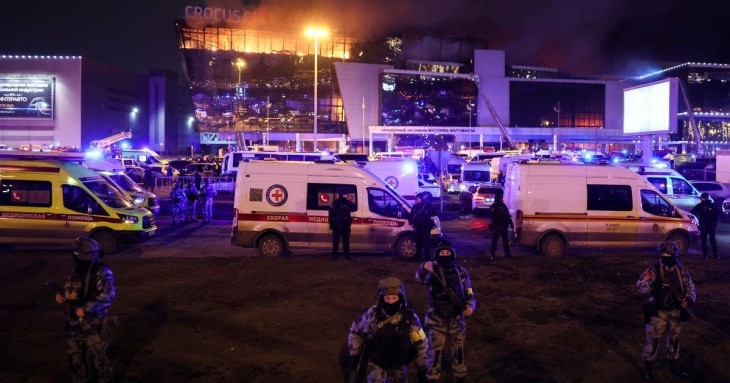 Russie: Plus de 60 morts dans une attaque revendiquée par le groupe État islamique à Moscou