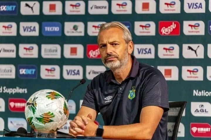 Football: Sébastien Desabre prolonge son contrat avec les léopards de la RDC (Officiel)