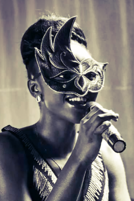 Culture: « Dorcas Djilany, la preuve fulgurante de la jeune musique de Beni »