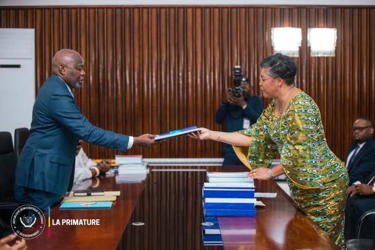 RDC : Dépôt à l’assemblée nationale du Projet de loi de finances 2025 chiffré à 18 milliards de USD