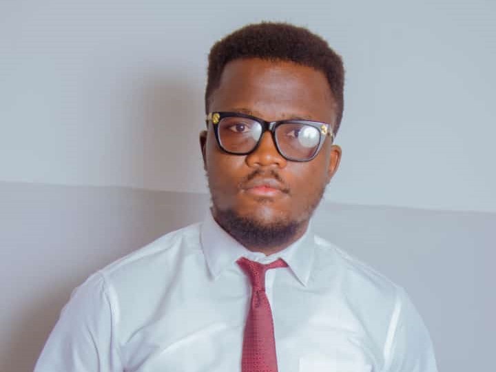 Kinshasa : Israël Bongo Lord, le jeune qui a dupé "tout le monde" se faisant passer pour un sénateur