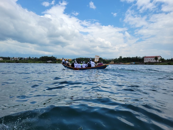Sud-Kivu : Aucun dégât humain enregistré après le naufrage d’une pirogue sur le lac Kivu à Kasunyu