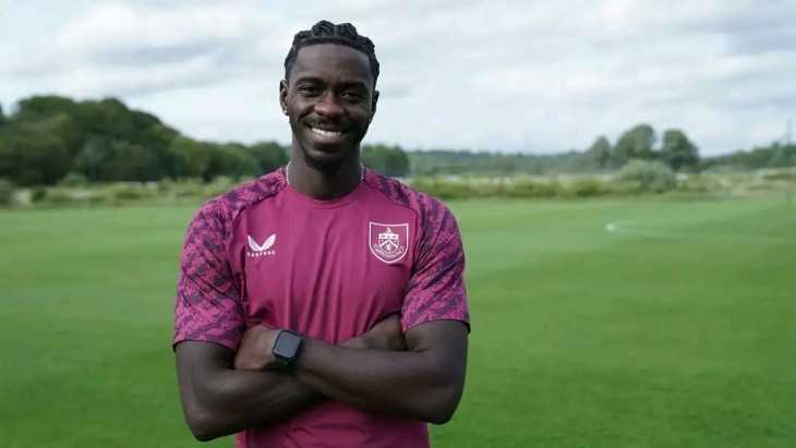 Mercato: Axel Tuanzebe file à Burnley (Officiel)